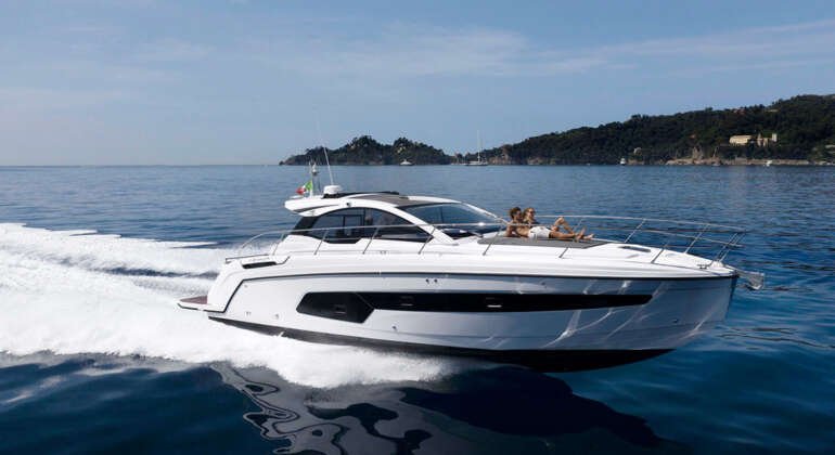 Azimut Atlantis 43 Diana | Cyprus Yacht Charter